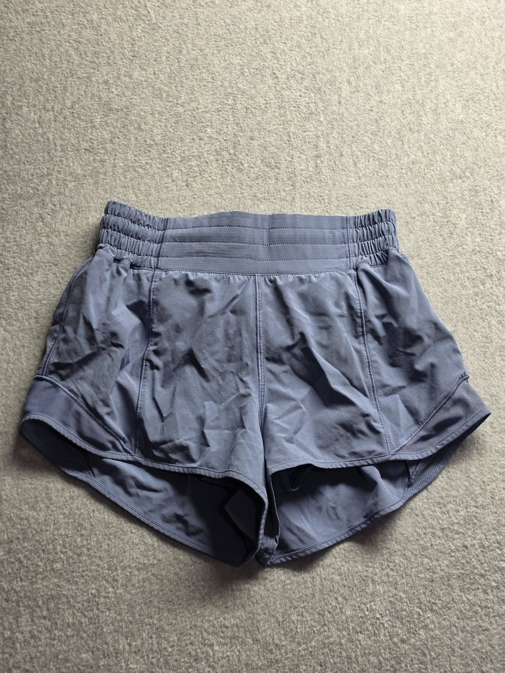 Lululemon Hotty Hot HR Short 2.5 Lined Rhino Gray Size 4